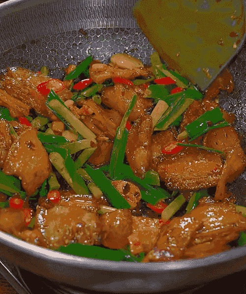 1713860723645605.gif